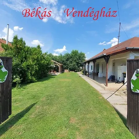 Bekas Vendeghaz Lägenhet *
